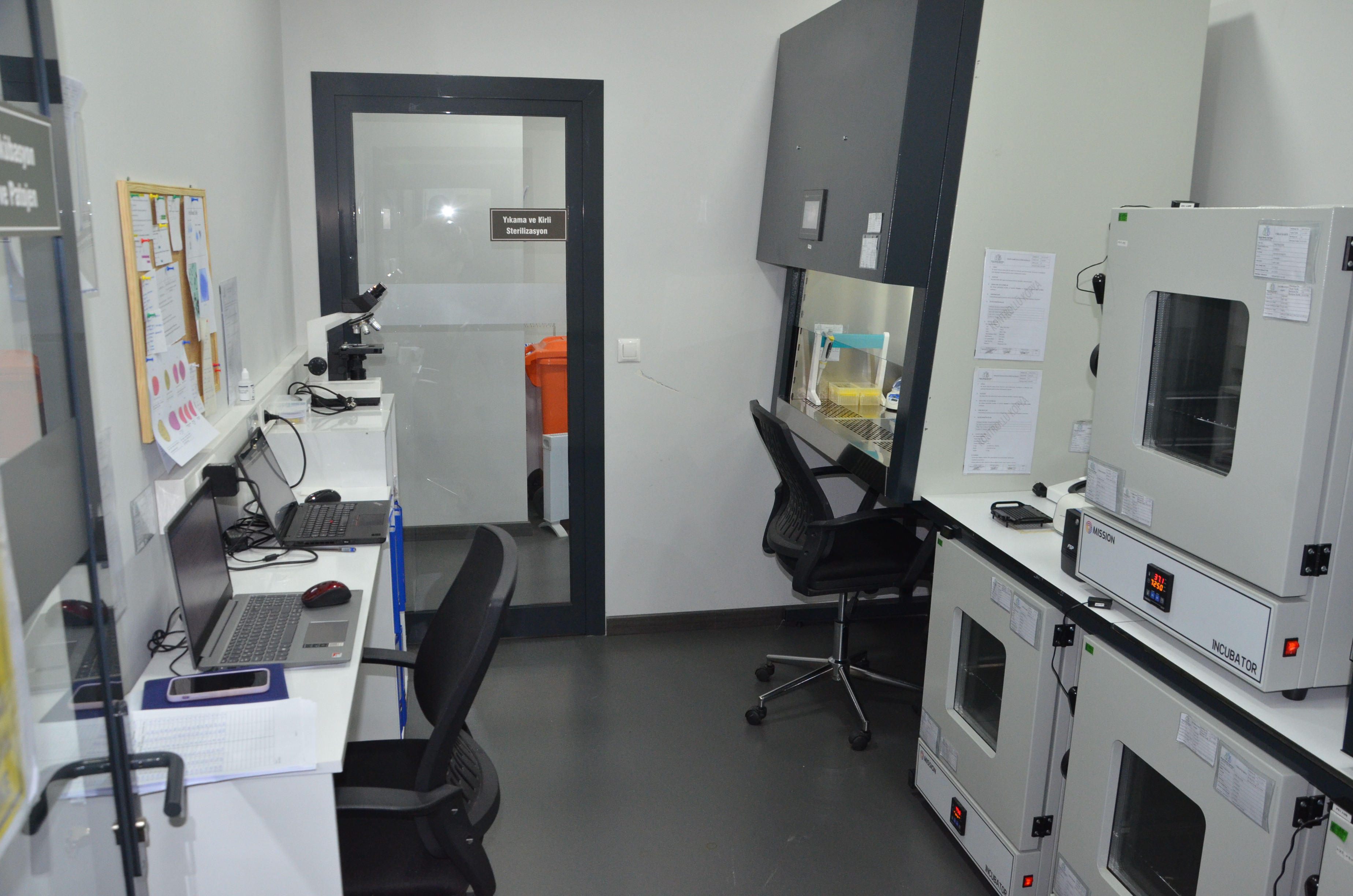 Laboratuvarımız...